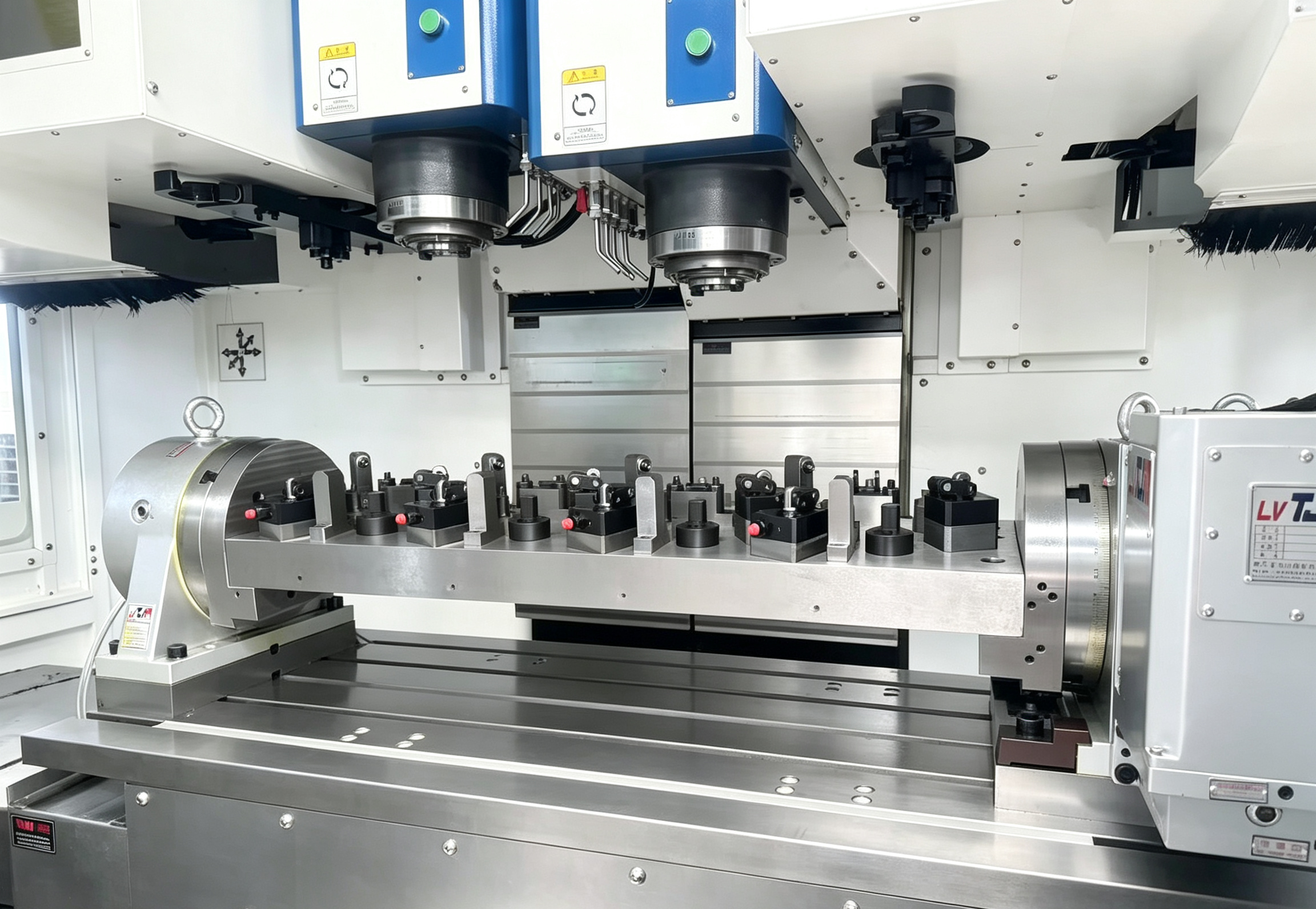 Doppelspindel-CNC-Bearbeitungszentrum